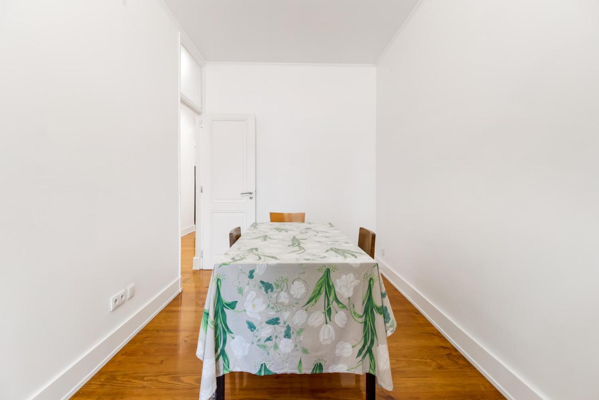 Отель Arroios - Third Floor Лиссабон Экстерьер фото