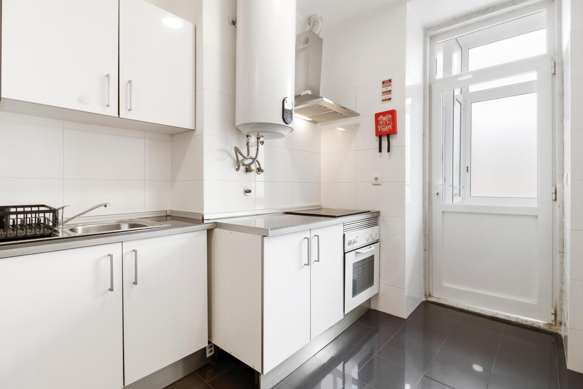 Отель Arroios - Third Floor Лиссабон Экстерьер фото