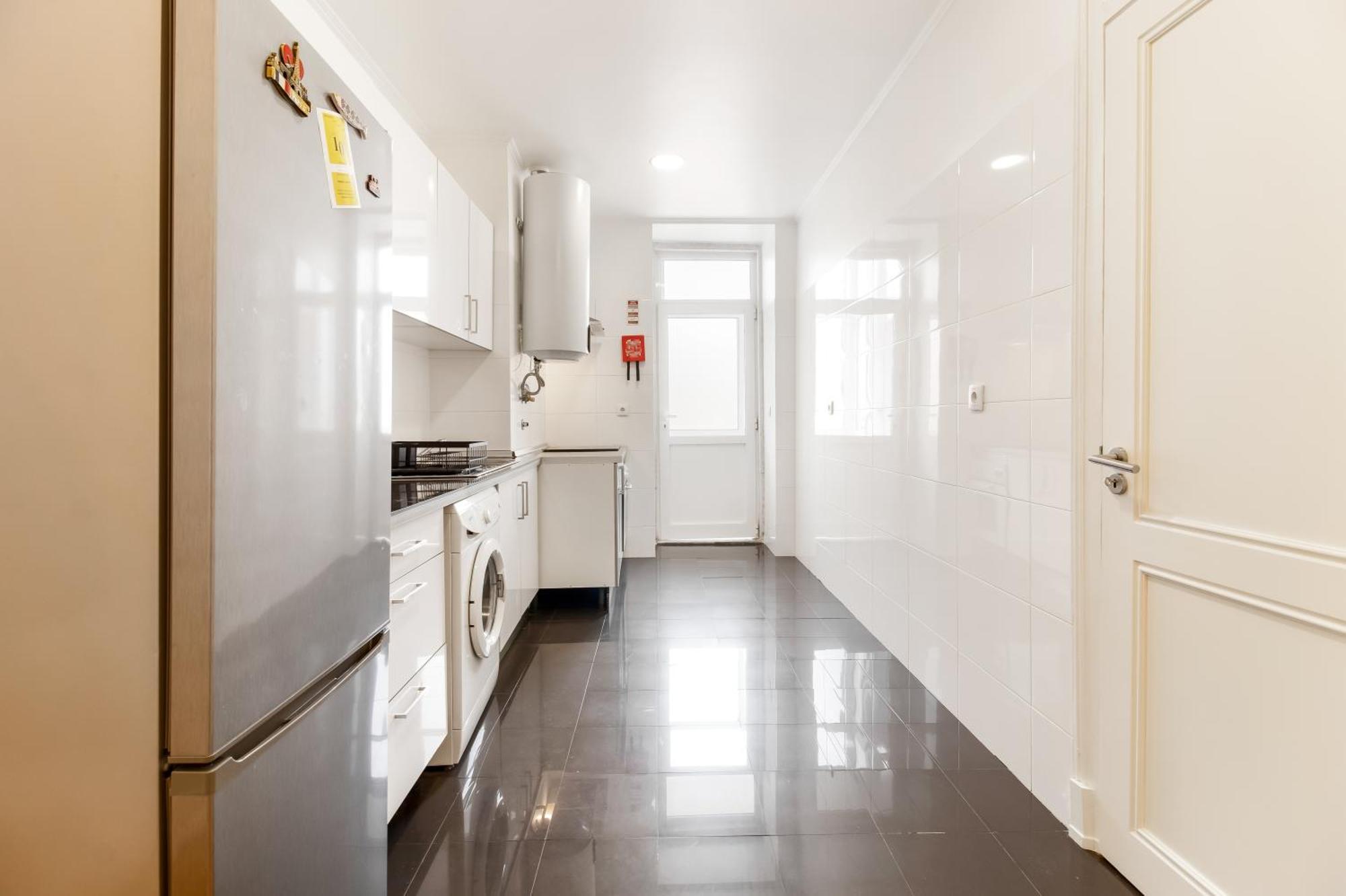 Отель Arroios - Third Floor Лиссабон Экстерьер фото