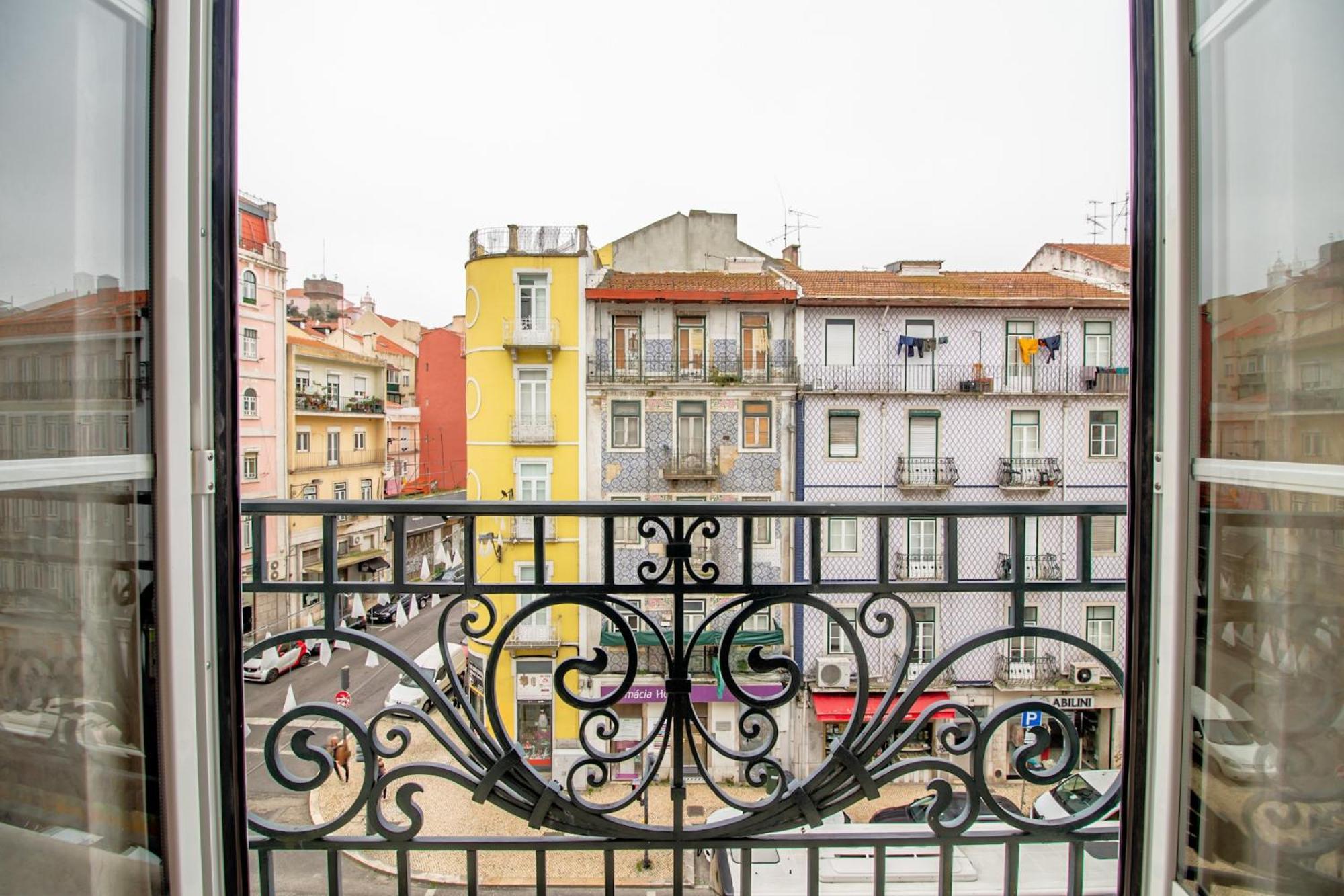 Отель Arroios - Third Floor Лиссабон Экстерьер фото
